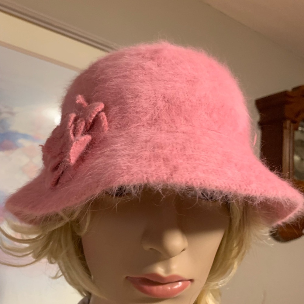 Vintage Angora Women's Hat Pink Embellished with a Pink Flower